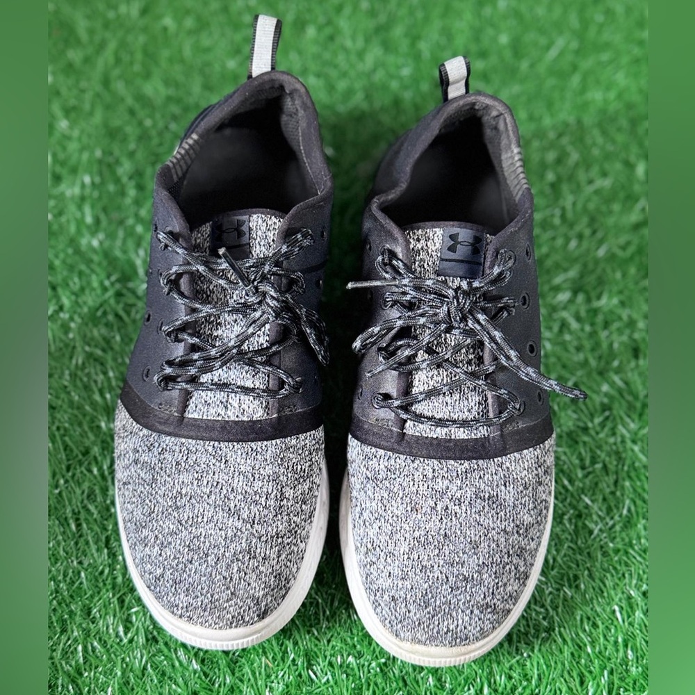 Under Armour Women’s Black and Gray Sneakers with Breathable Knit Size 9